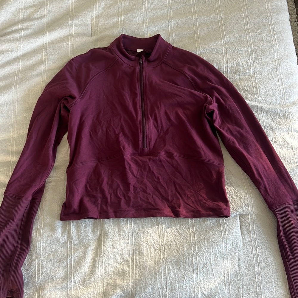 Lululemon cropped sweatshirt